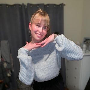 Meet your Posher, Elise